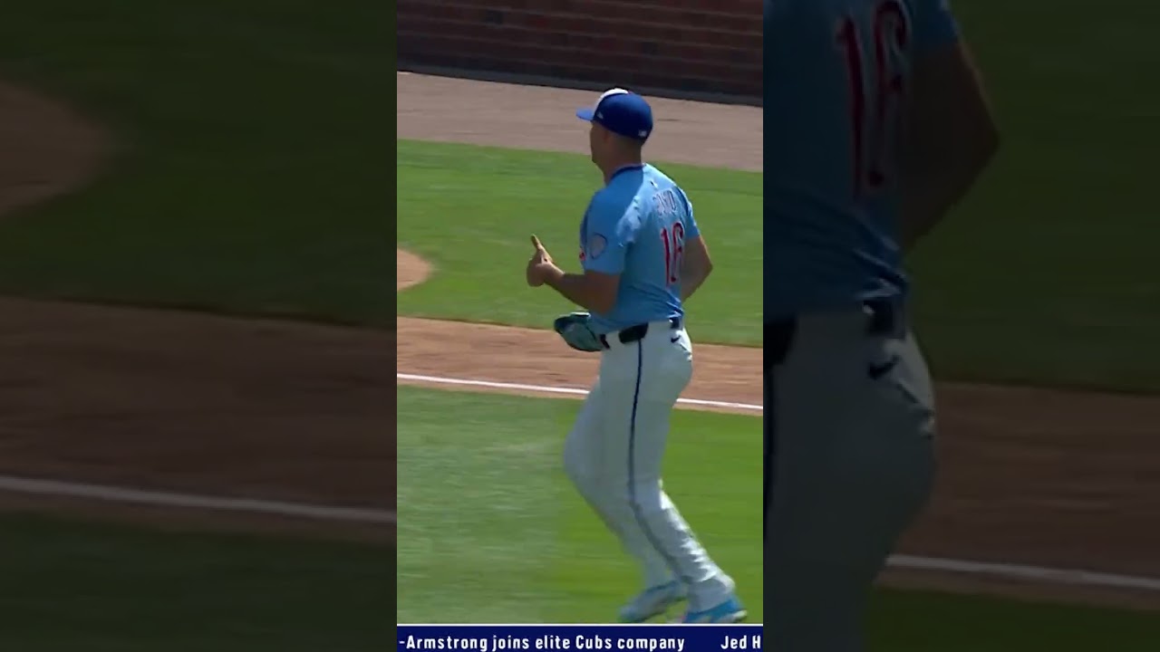 Matthew Boyd snares 104.7-mph line drive 😳
