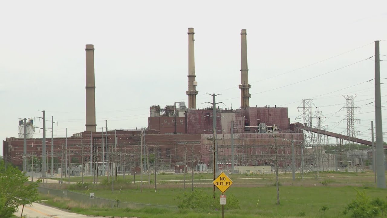 Closing of Waukegan coal plant causes controversy among residents