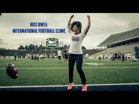 The Rice Owls football team welcomes international students to campus