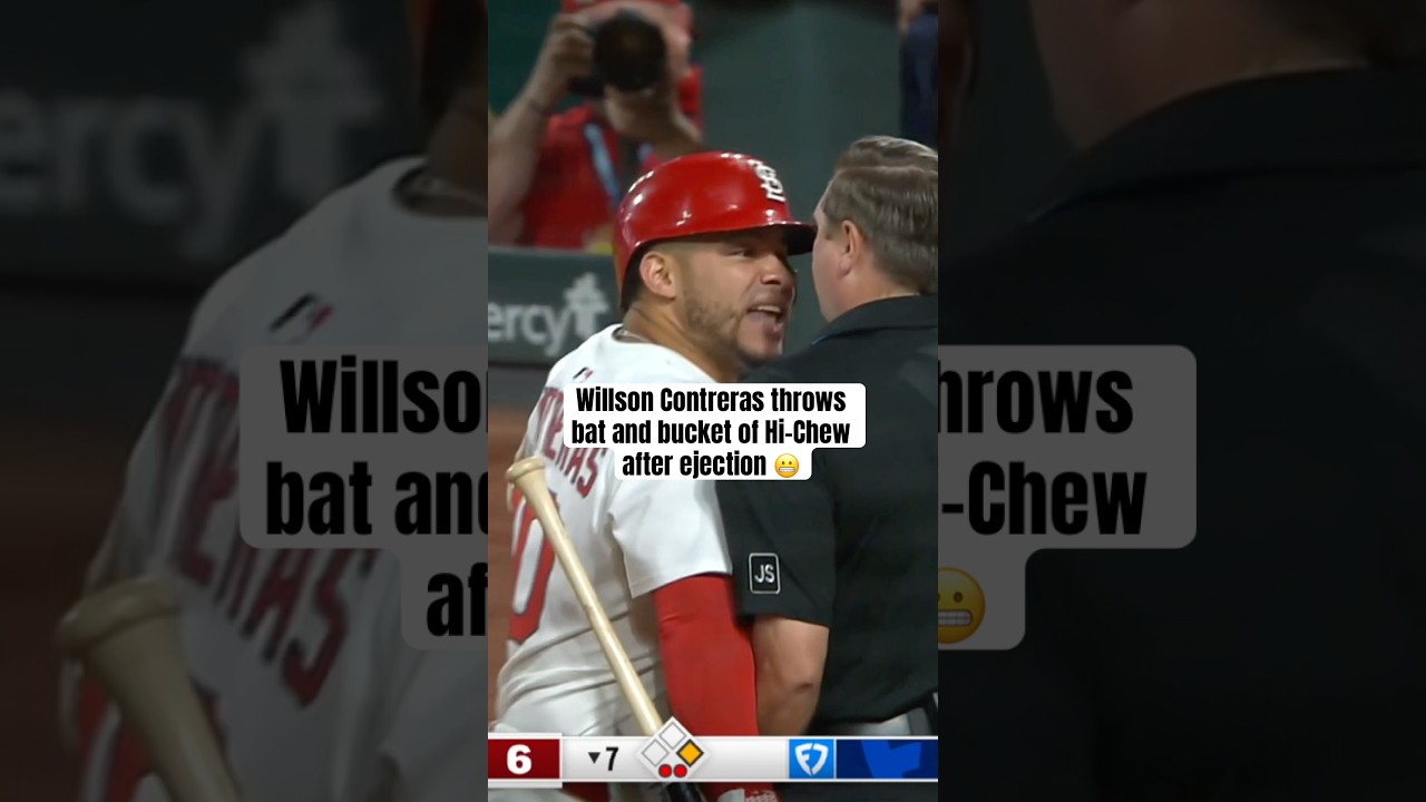 Willson Contreras was heated after called third strike 👀