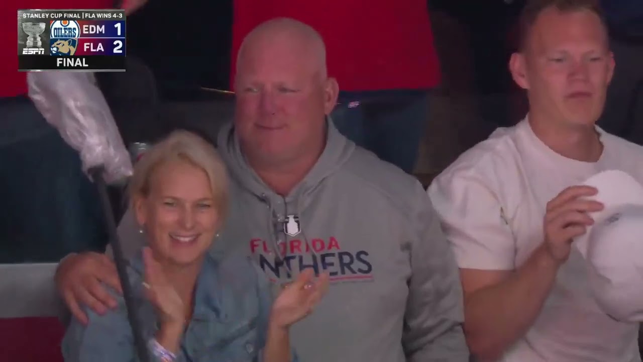Keith Tkachuk in tears watching Matthew Tkachuk win his first Stanley Cup